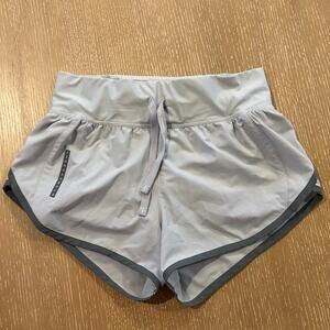 Under Armour HeatGear Running Shorts Women’s XS Fitted Dolphin Hem Gray